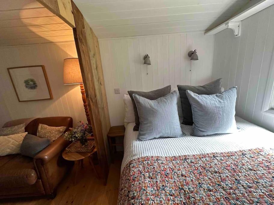 Cornwall Woodland Shepherd'S Hut Deirdres Hut Bodmin Zewnętrze zdjęcie